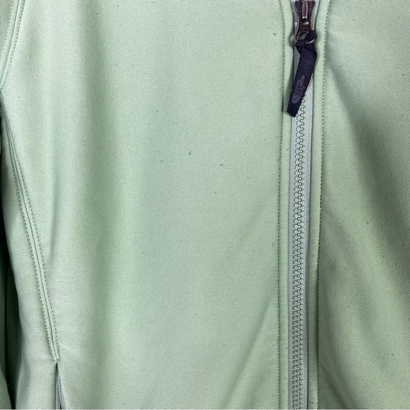 The North Face Green Long Sleeve Zip Front Jacket - Picture 6 of 7